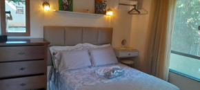Casa de hospedes em condominio com lazer